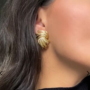 💖 2/$30 Womens earrings gold dainty statement elegant small stud wedding event